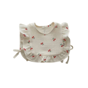 Yếm cho bé hình trái tim nhí